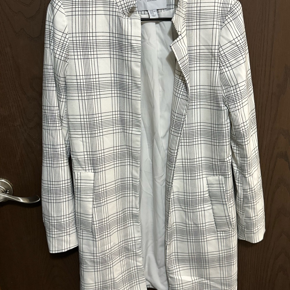 Carolina Belle White and Black Plaid Blazer
